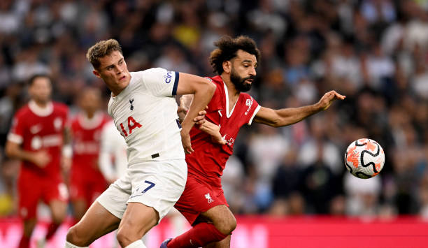 耳目一新的 耳目一新的